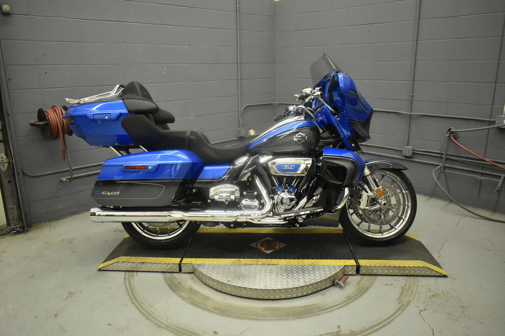 2026 Harley-Davidson® FLHXLSE - CVO Street Glide® Limited CVO LIMITED in Great Falls, MT