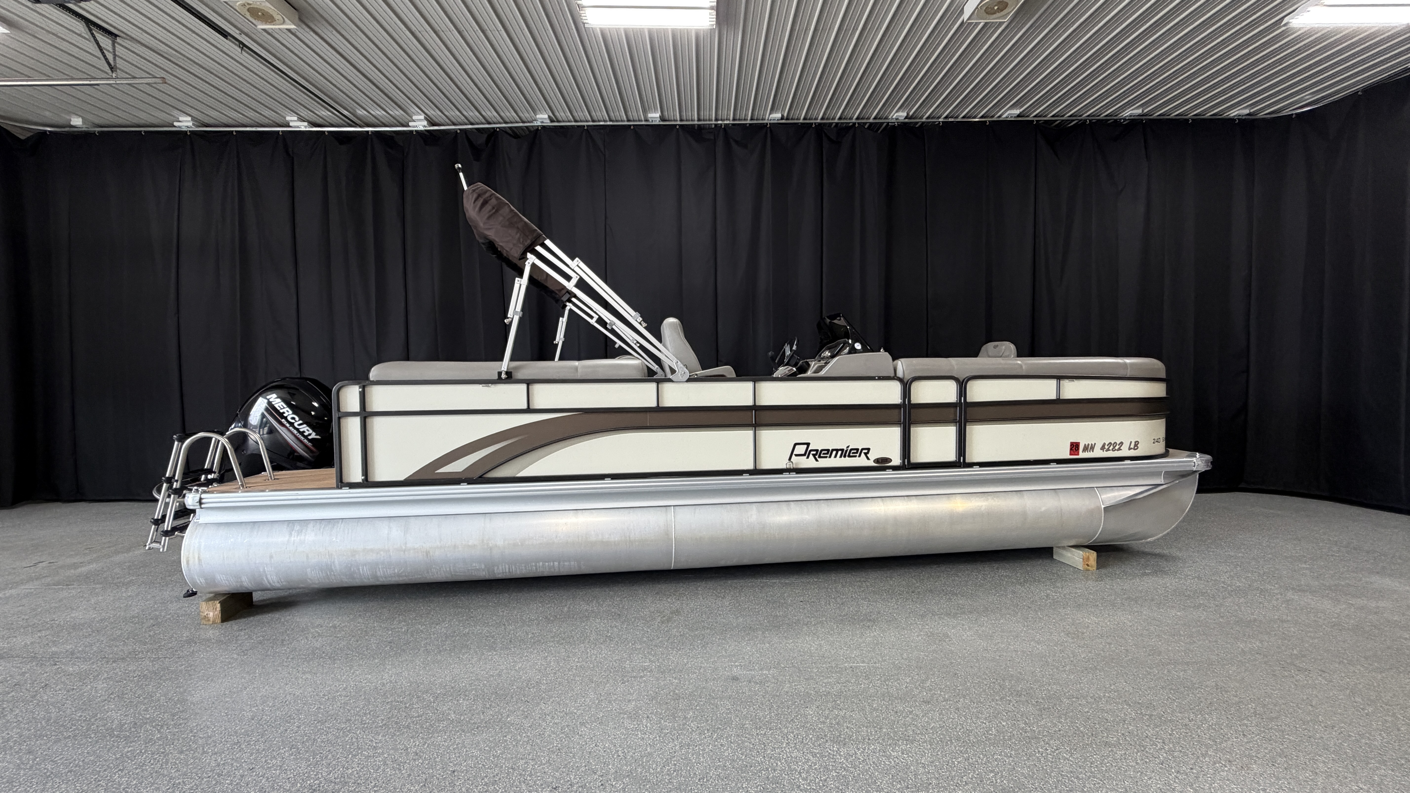 2014 Premier 240 SUNSATION SL 240 RE in nisswa MN
