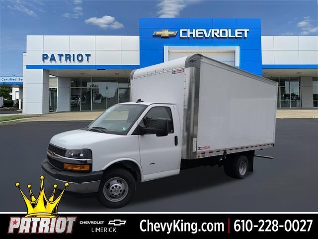 2026 CHEVROLET Express Cutaway 3500 in Royersford, PA