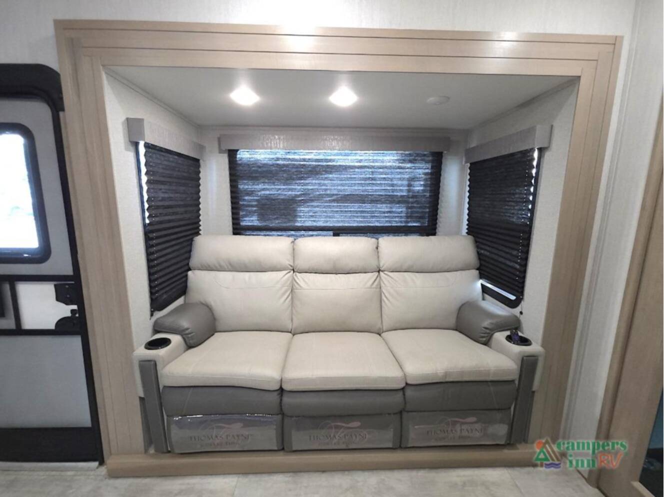 A photo of this 2023 Grand Design Momentum 31G