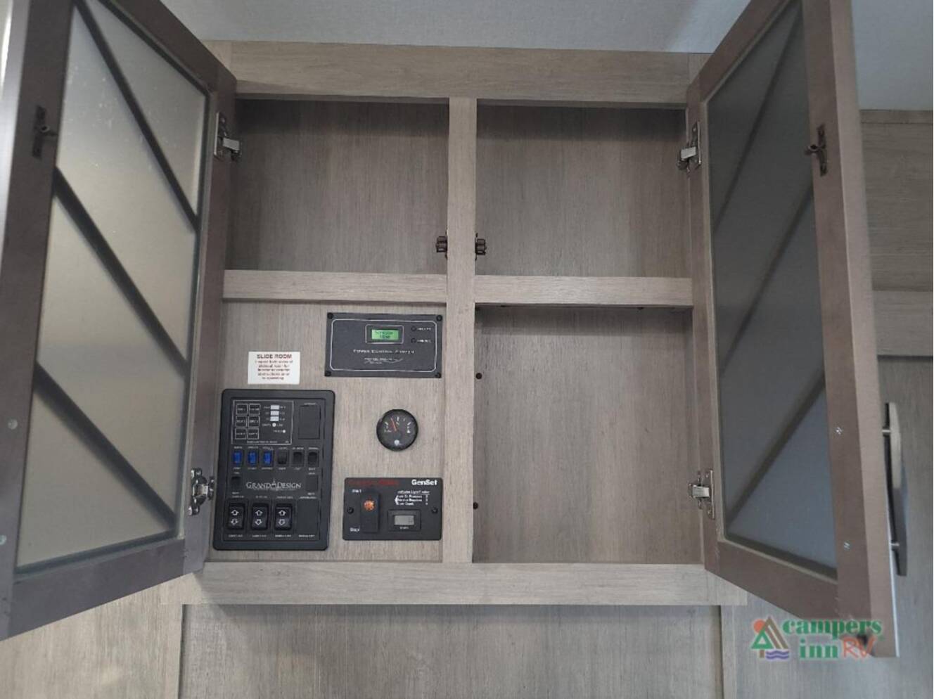A photo of this 2023 Grand Design Momentum 31G