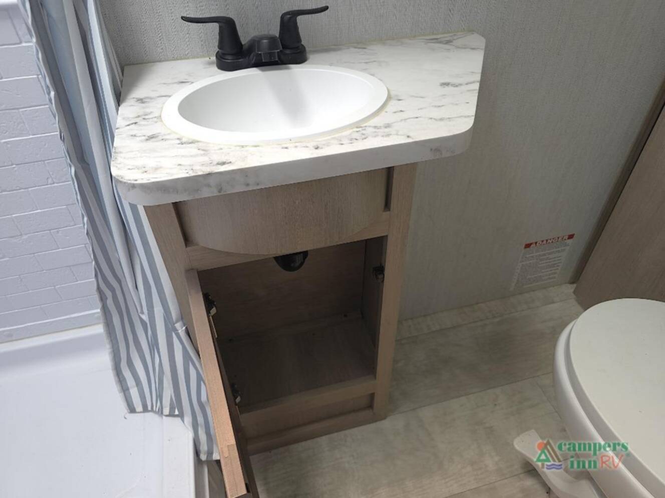 A photo of this 2023 Grand Design Momentum 31G