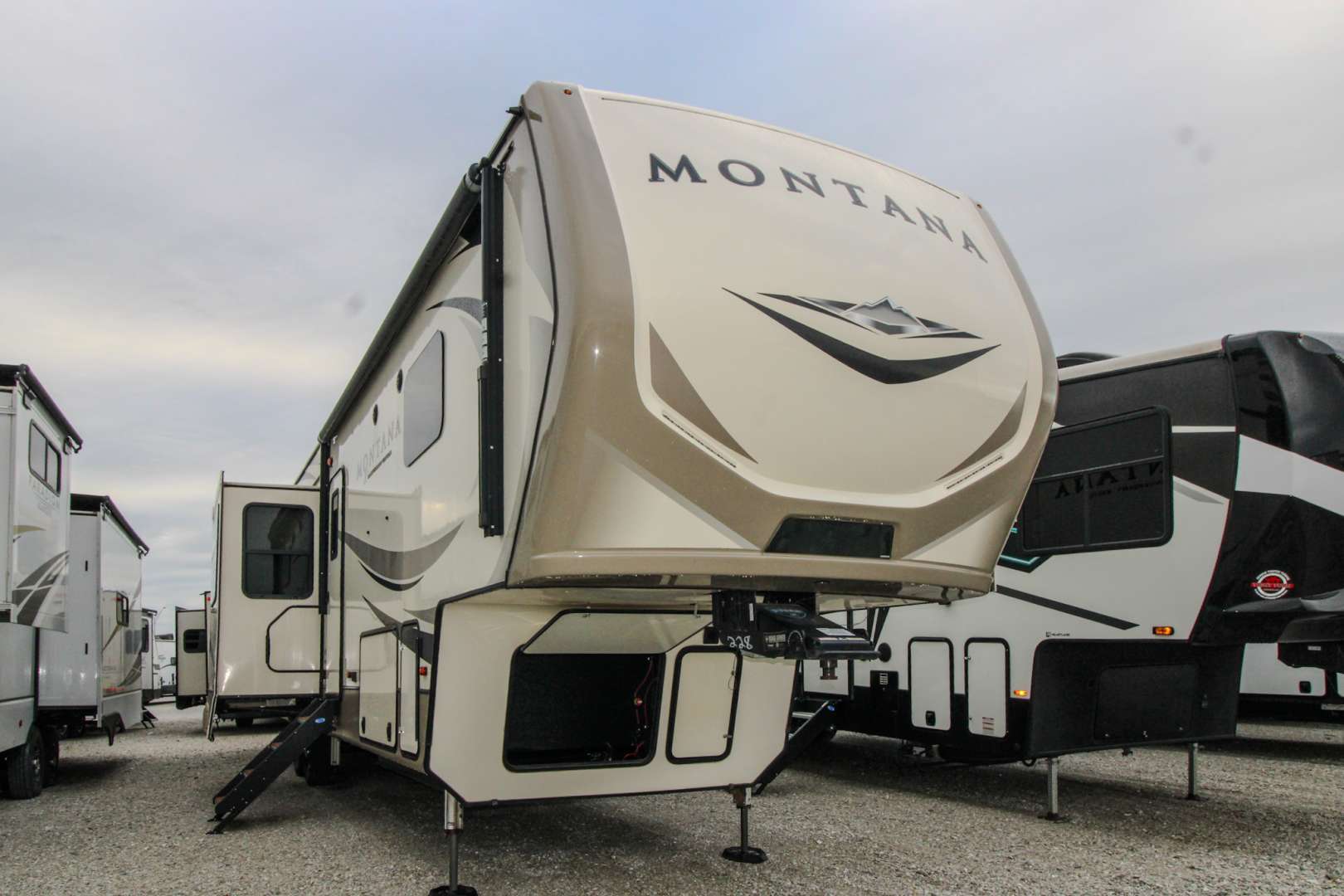 2019 Keystone Montana 3791RD in clinton MO