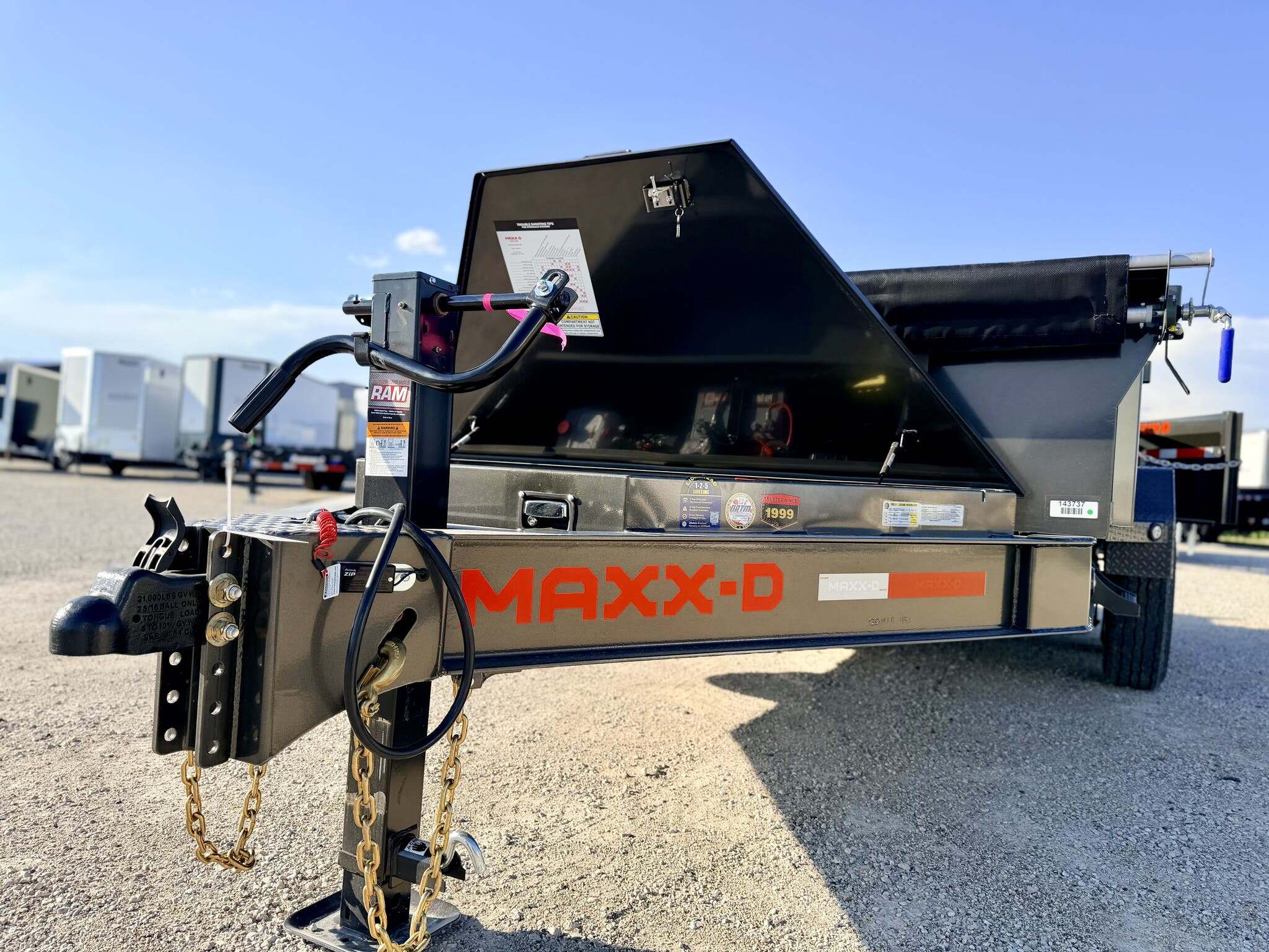 2027 MAXX-D DJX 83X14 - 12" O.C. - SPARE - WIRELESS REMOTE - 7GA in Goodfield, IL