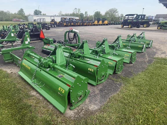 John Deere 655 in Zanesville, OH