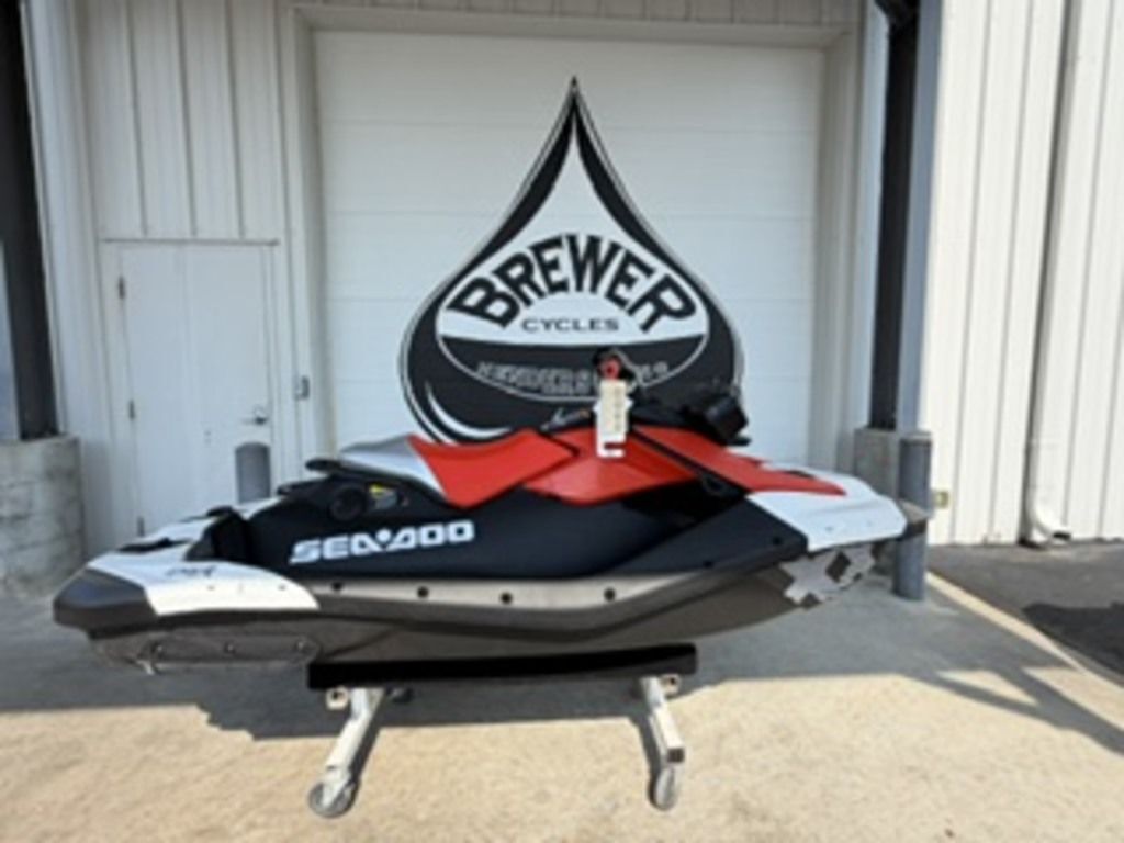 2026 Sea-Doo Spark Trixx for 1 Rotax® 900 ACE - 90 iBR and Au TRIXX in Henderson, NC