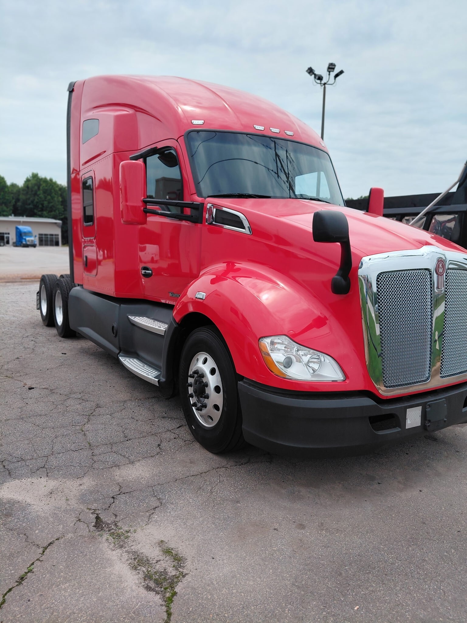 2022 KENWORTH T680 in Conyers, GA