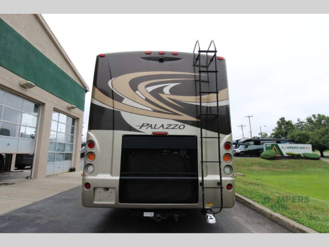 A photo of this 2015 Thor Motor Coach Palazzo 33.2