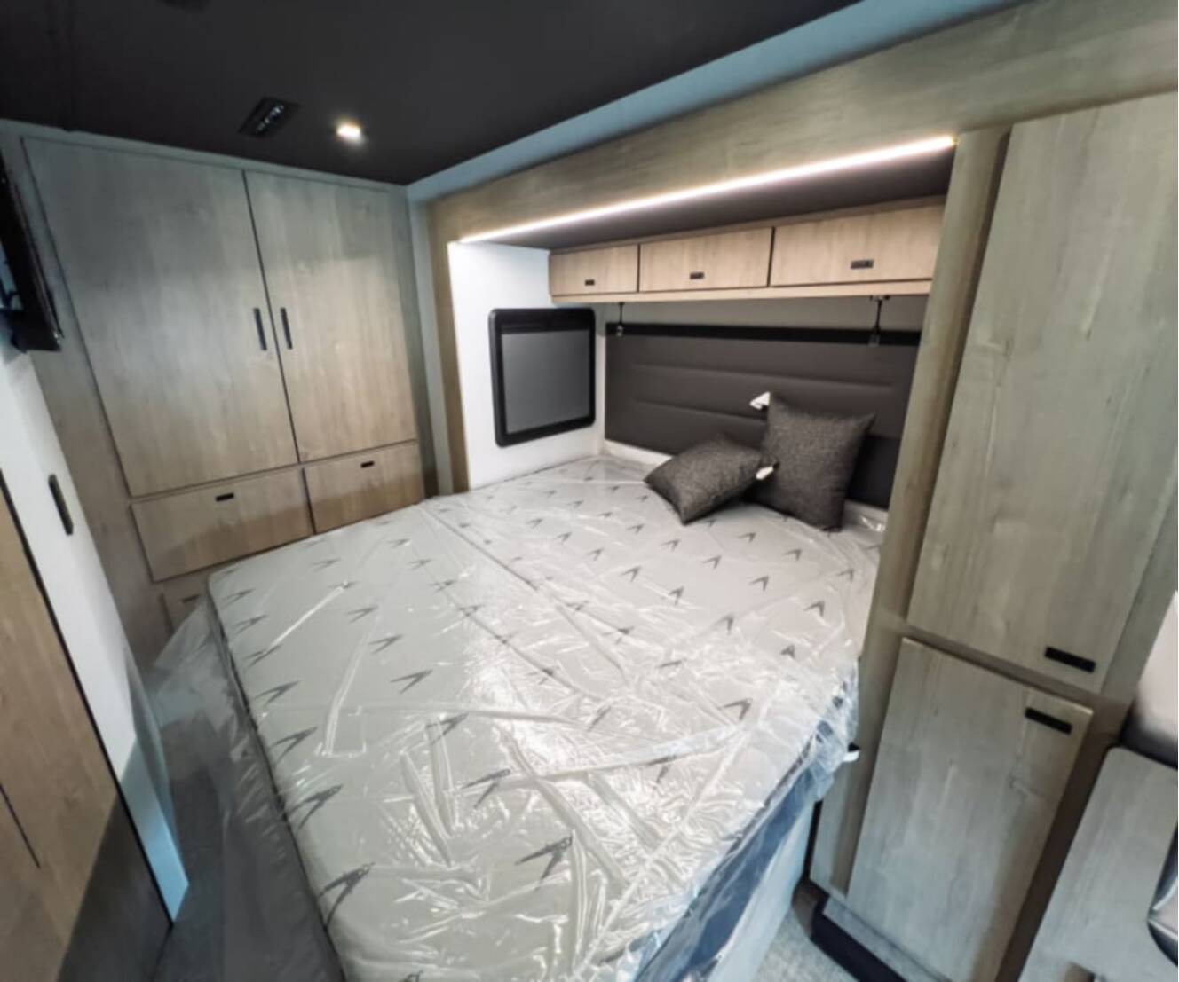 A photo of this 2026 Grand Design LINEAGE SERIES M 25FW-FBP