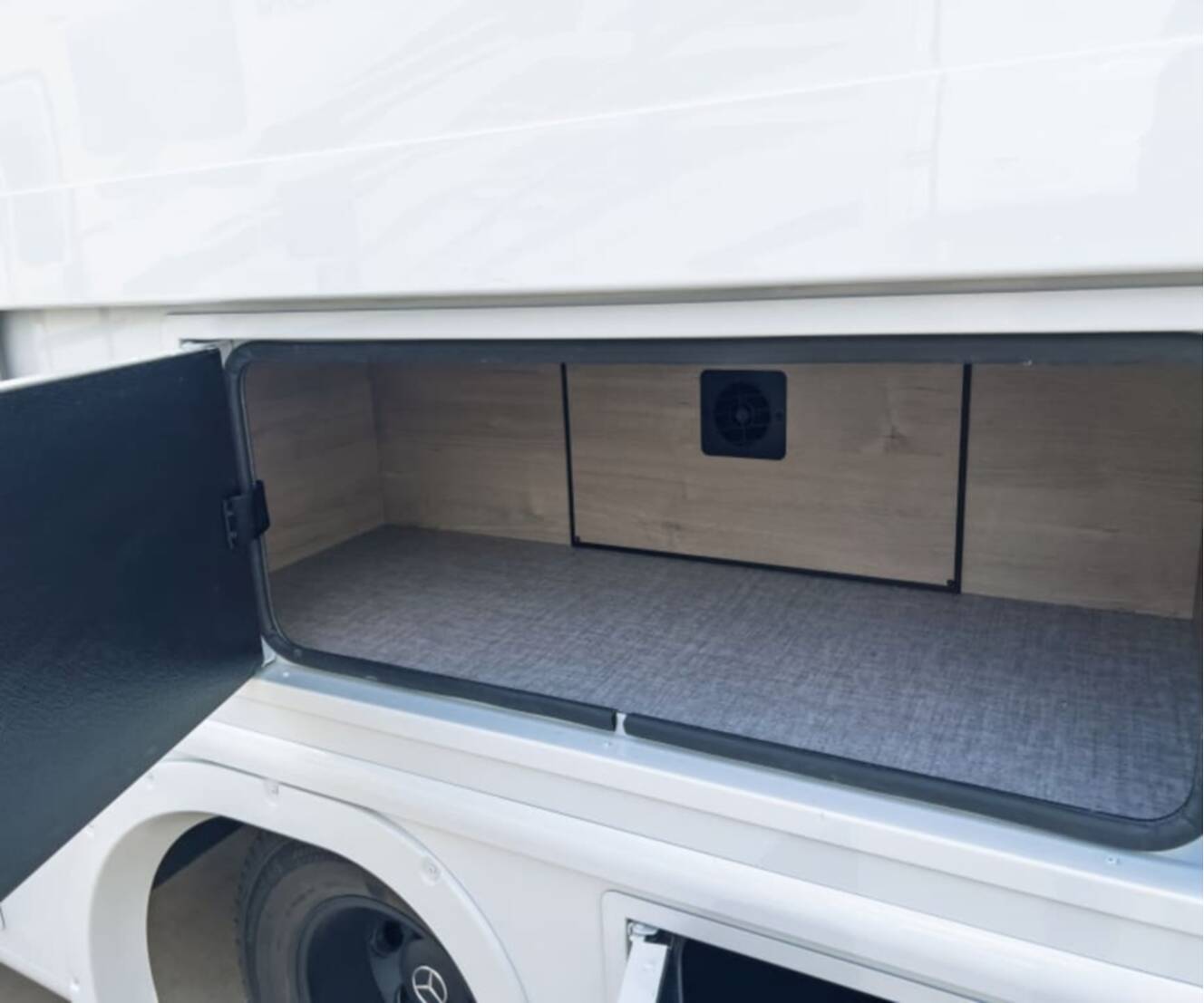 A photo of this 2026 Grand Design LINEAGE SERIES M 25FW-FBP