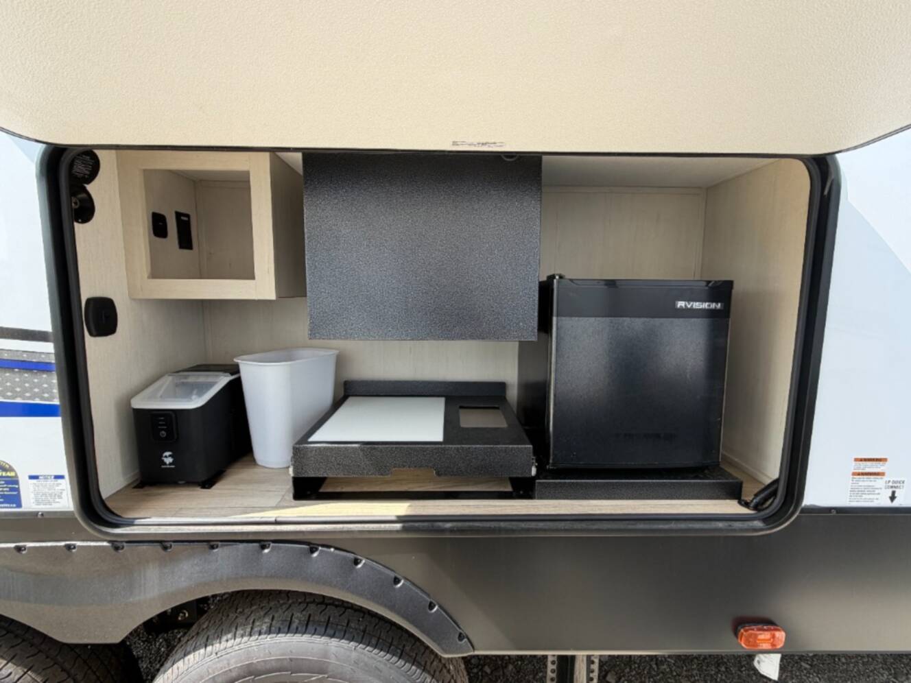 A photo of this 2026 Forest River Rv Vengeance Rogue Armored 4015