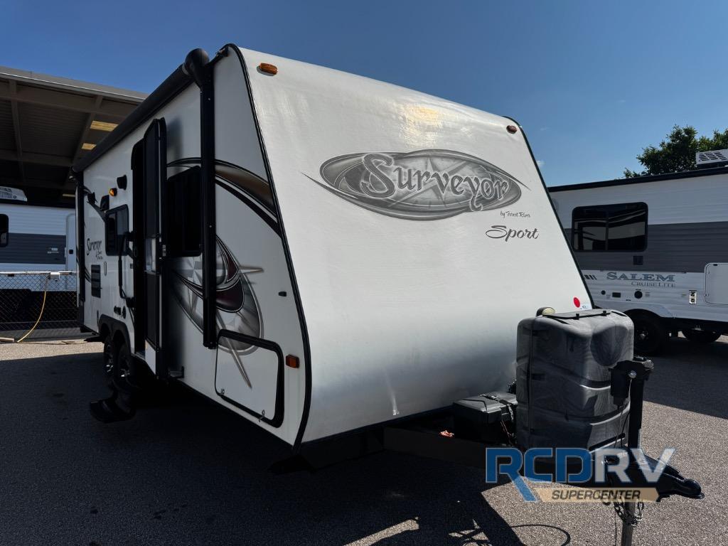 2013 Forest River Rv Surveyor Sport SP 220 in medina OH