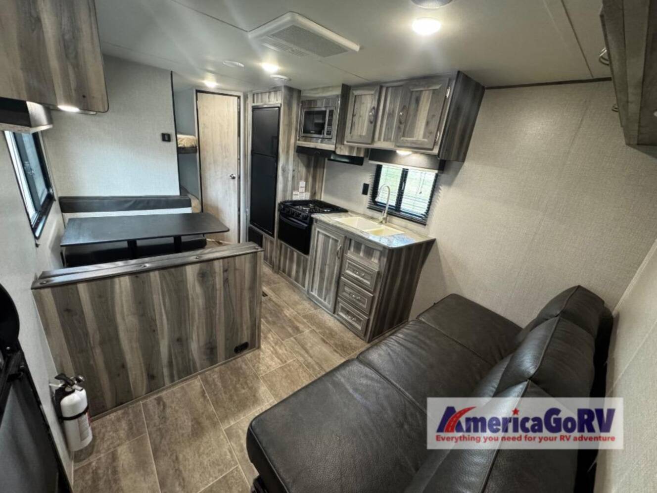 A photo of this 2022 Chinook DREAM D260BH