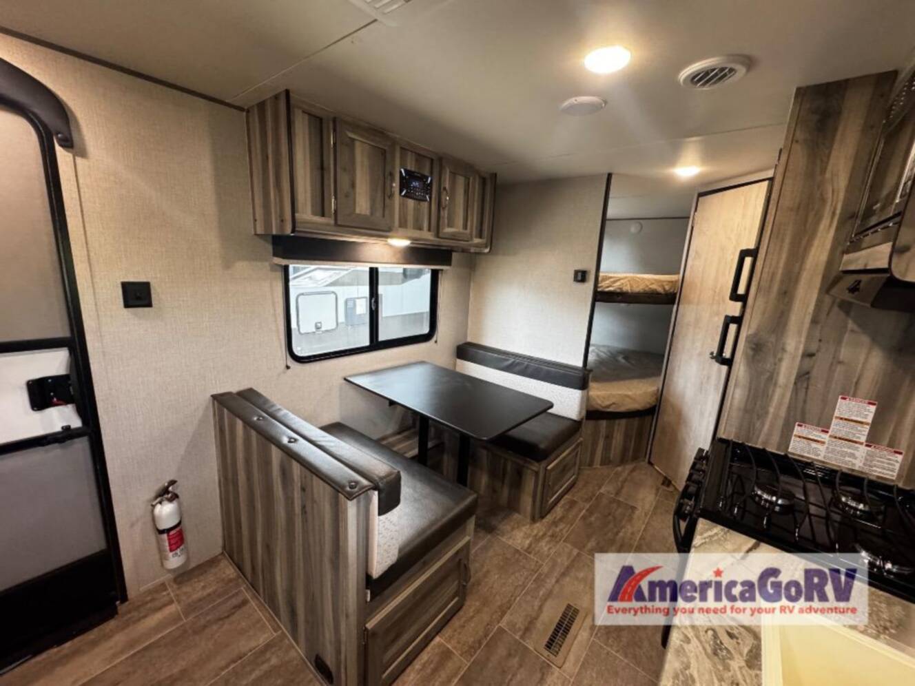 A photo of this 2022 Chinook DREAM D260BH