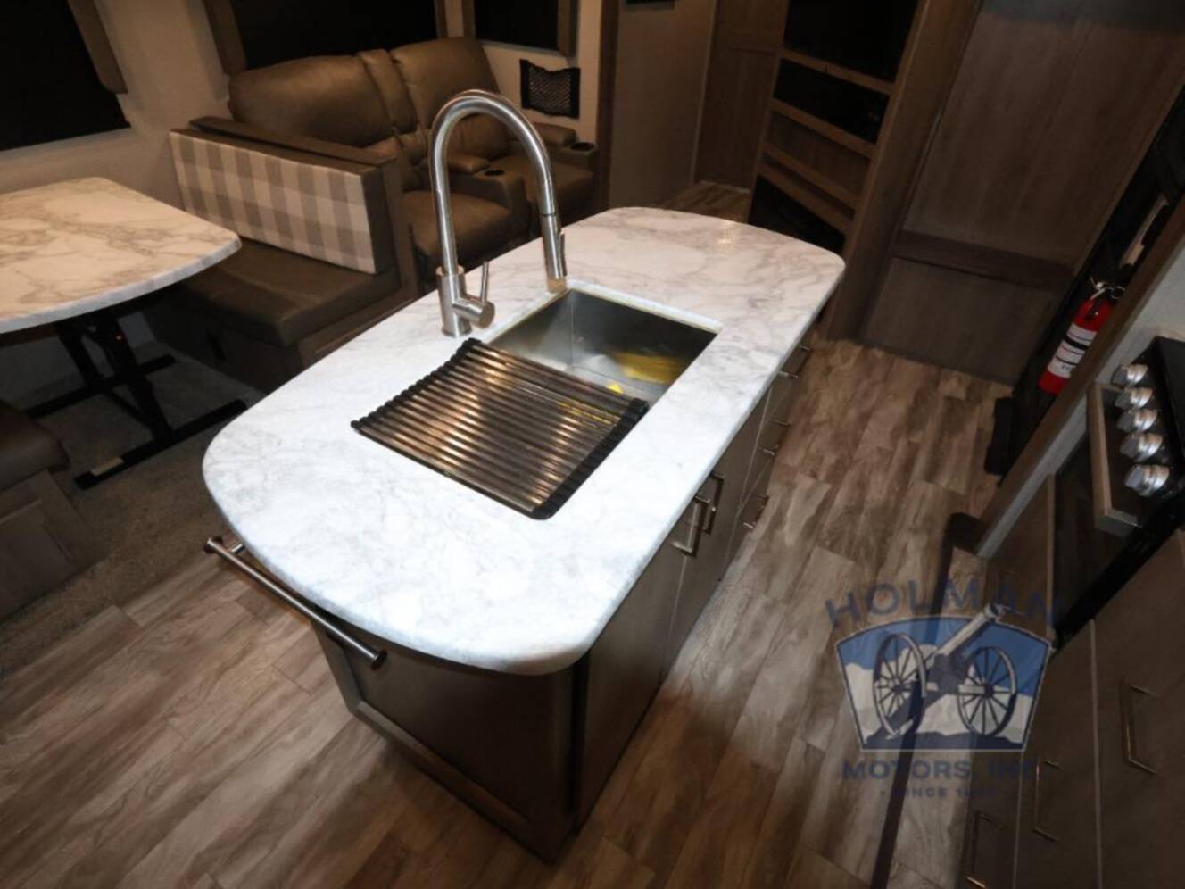 A photo of this 2022 Grand Design Imagine 3250BH