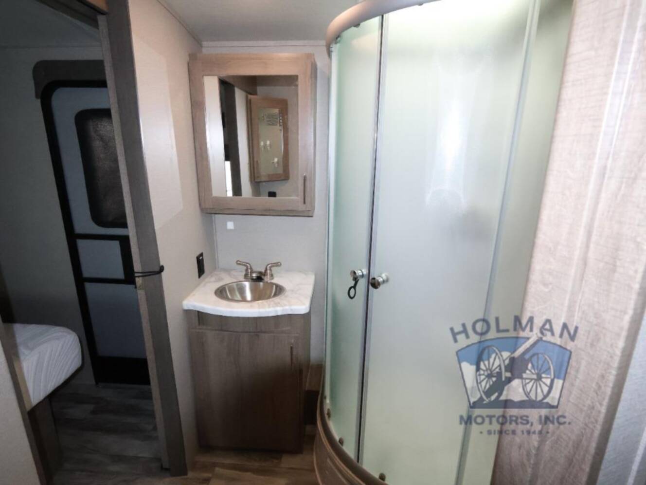 A photo of this 2022 Grand Design Imagine 3250BH