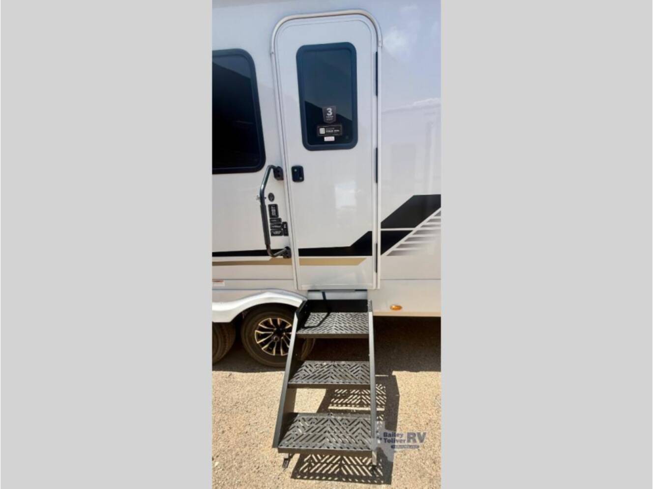 A photo of this 2027 Keystone Rv Cougar 26LBW