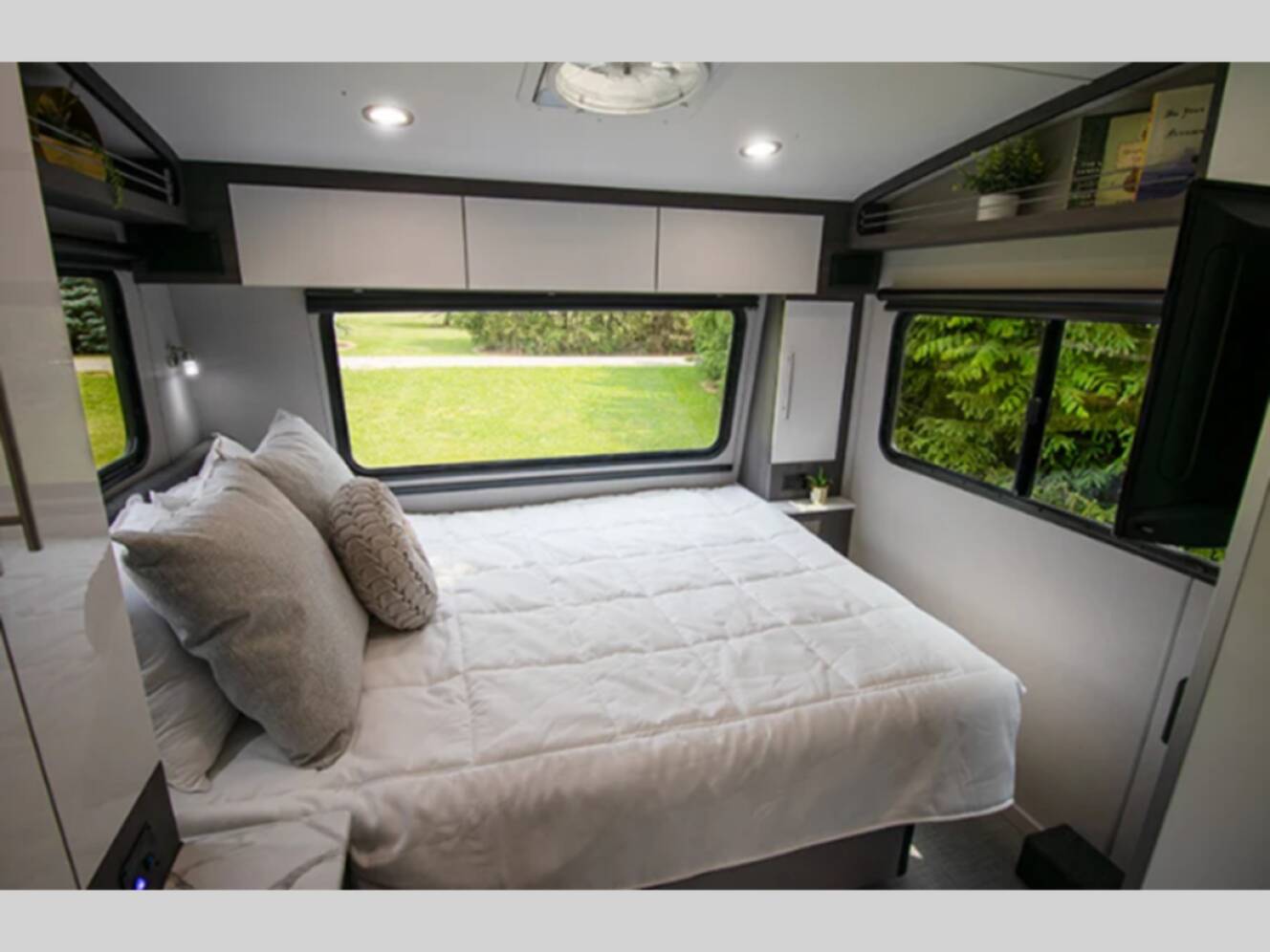 A photo of this 2027 Intech Rv Aucta Magnolia
