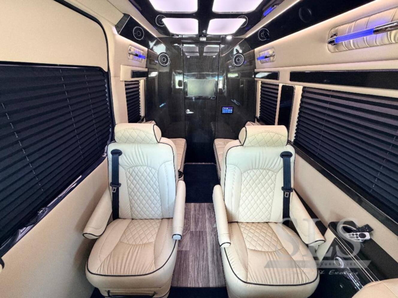 A photo of this 2024 Midwest Automotive Designs Luxe Cruiser D4