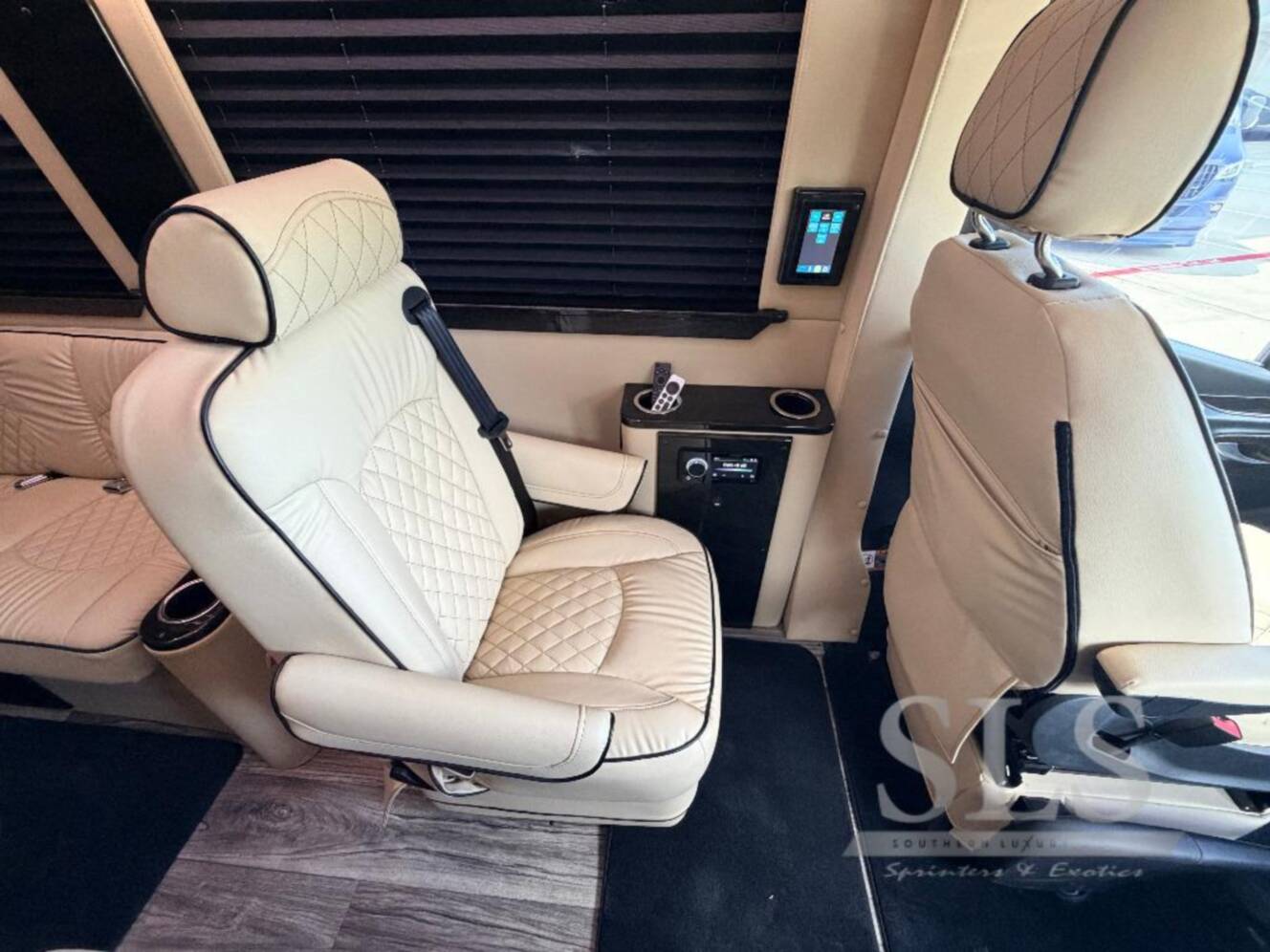 A photo of this 2024 Midwest Automotive Designs Luxe Cruiser D4