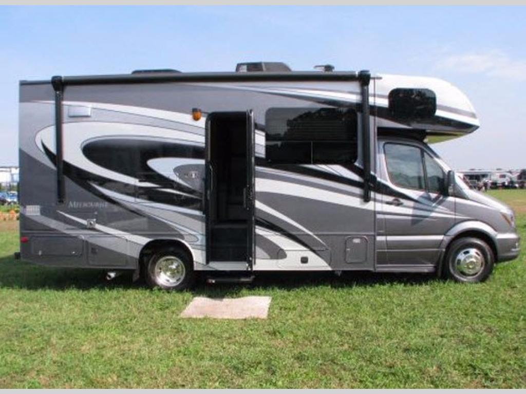 2017 Jayco Melbourne 24M in rochester NH