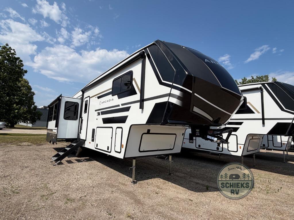 2027 Keystone Rv Arcadia 3260RL in fond du lac WI