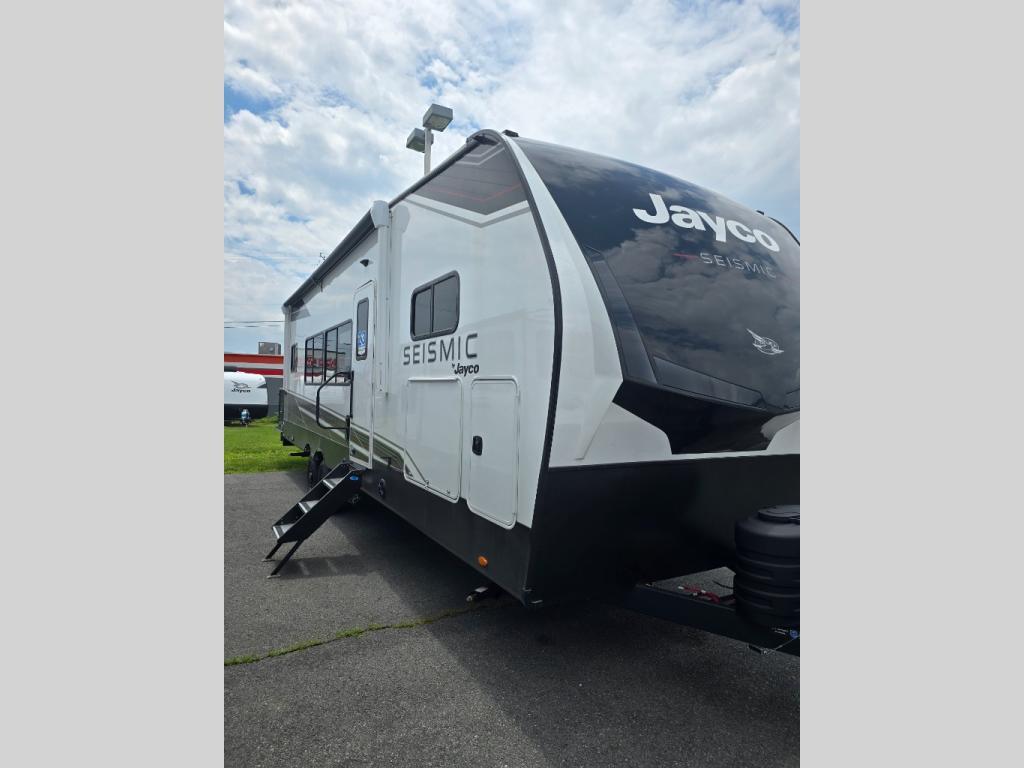 2026 Jayco Seismic 265 in moorefield WV