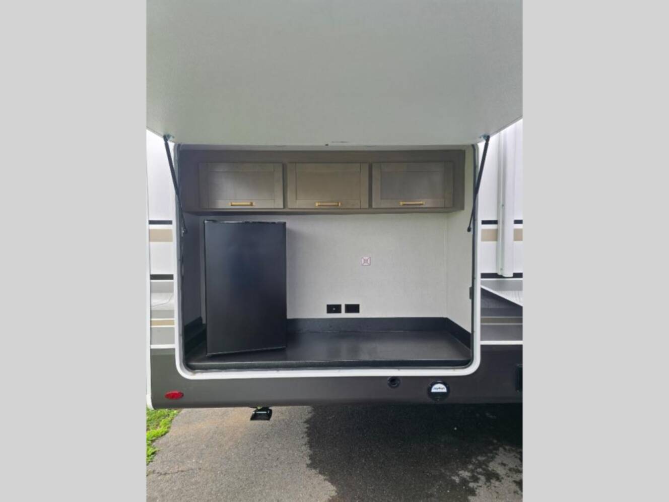 A photo of this 2027 Jayco Eagle 312BHOK