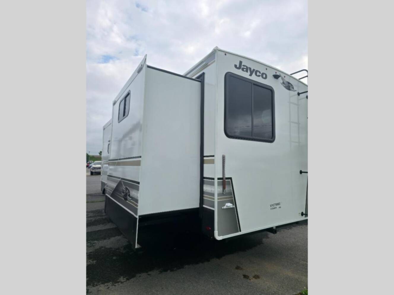 A photo of this 2027 Jayco Eagle 312BHOK