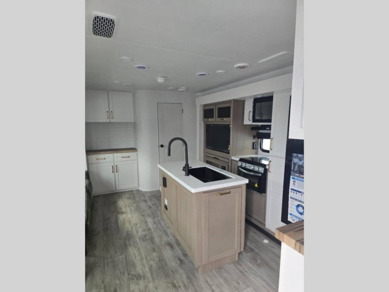 A photo of this 2027 Jayco Eagle 312BHOK