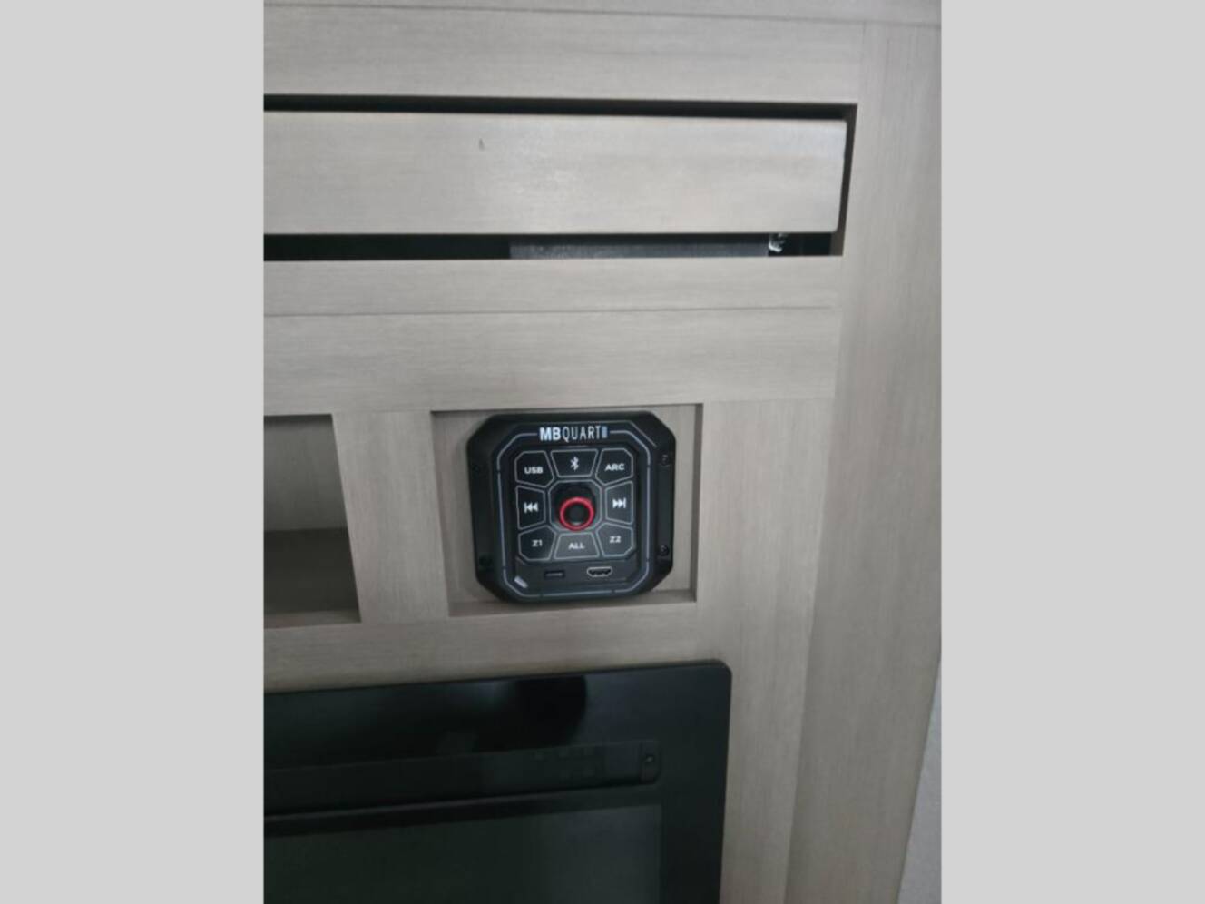 A photo of this 2027 Jayco Eagle 312BHOK