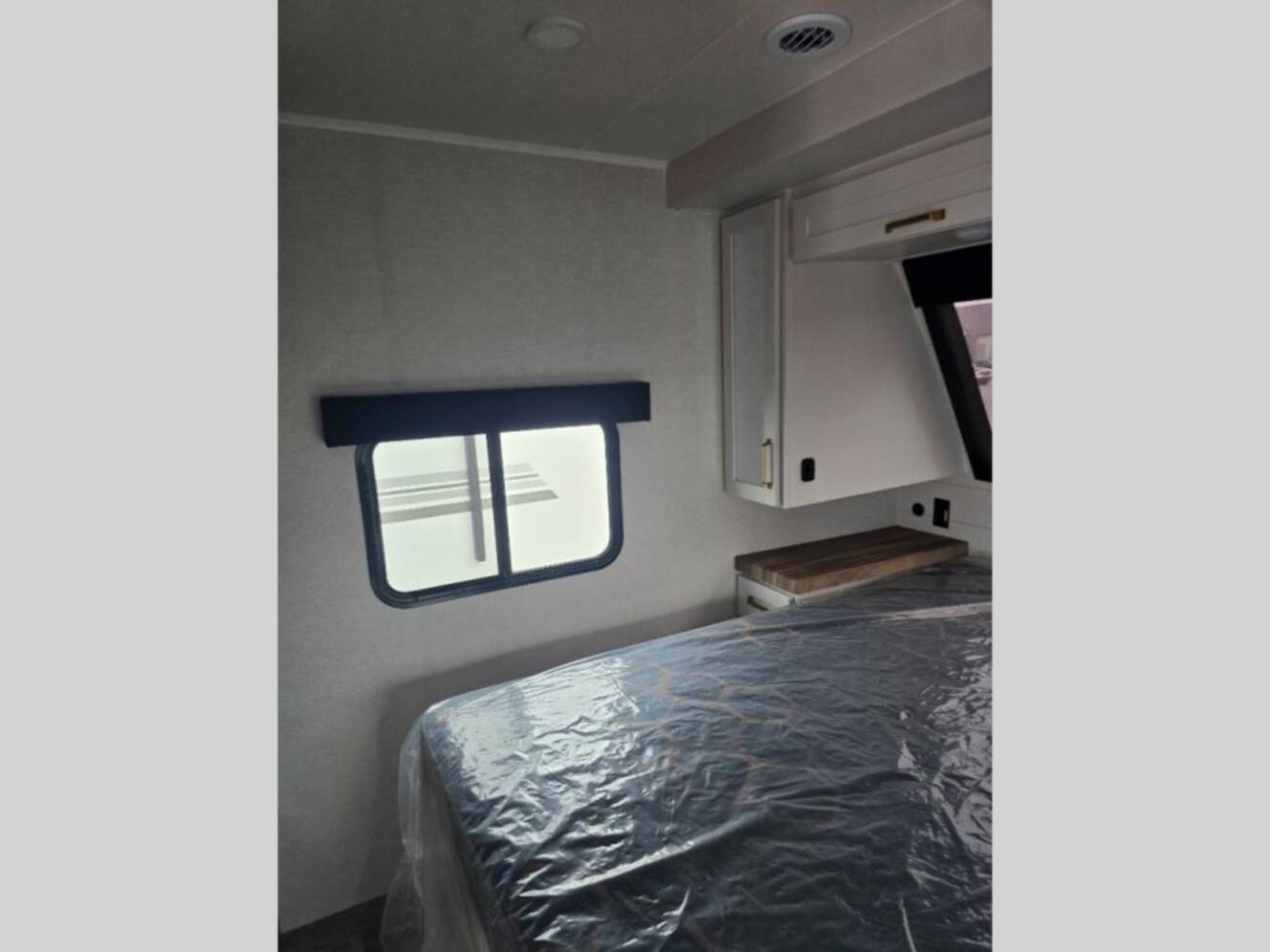 A photo of this 2027 Jayco Eagle 312BHOK