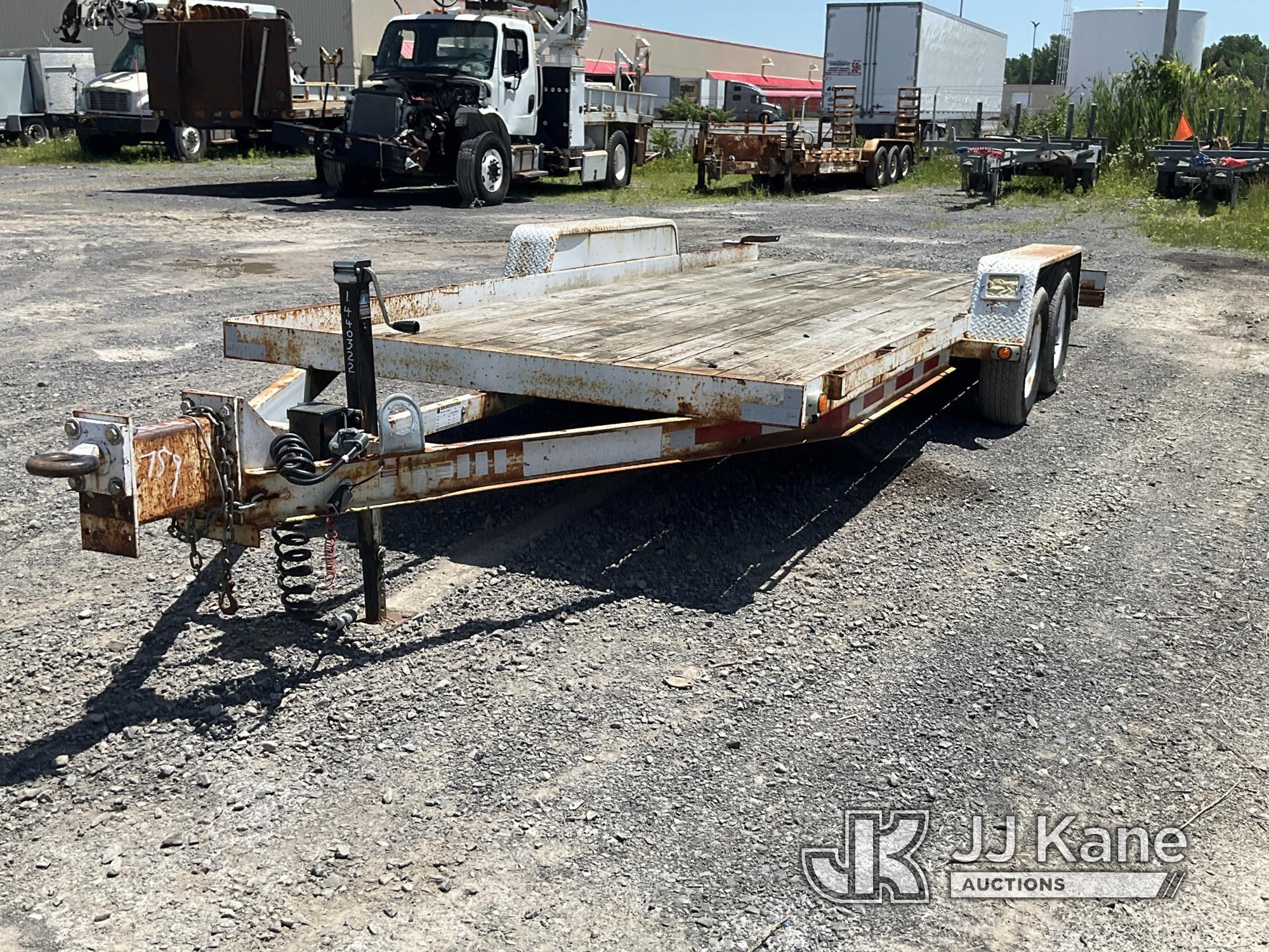 2011 CROSS COUNTRY Trailer in Rome, NY