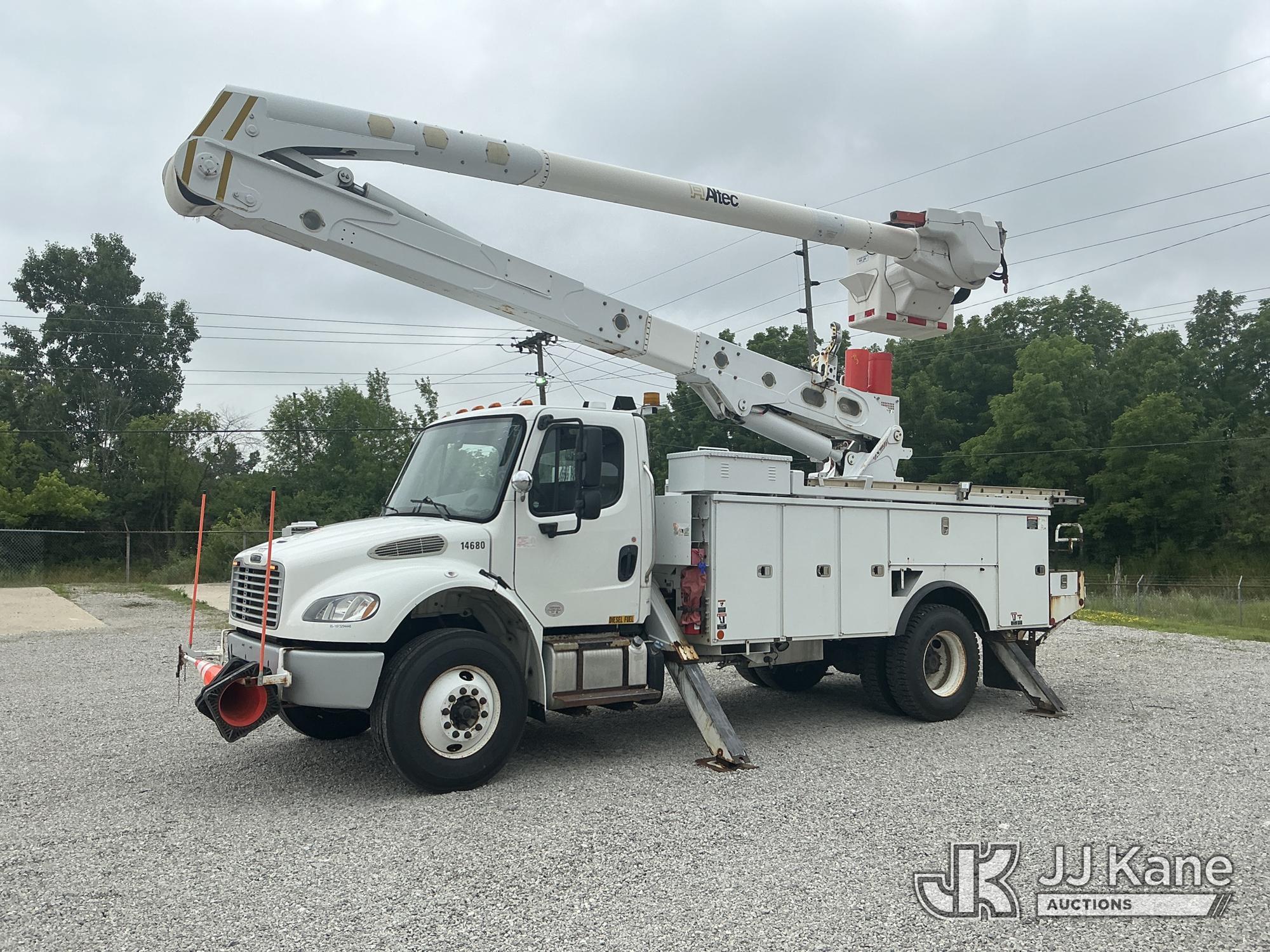 2014 FREIGHTLINER BUSINESS CLASS M2 106 in Fort Wayne, IN