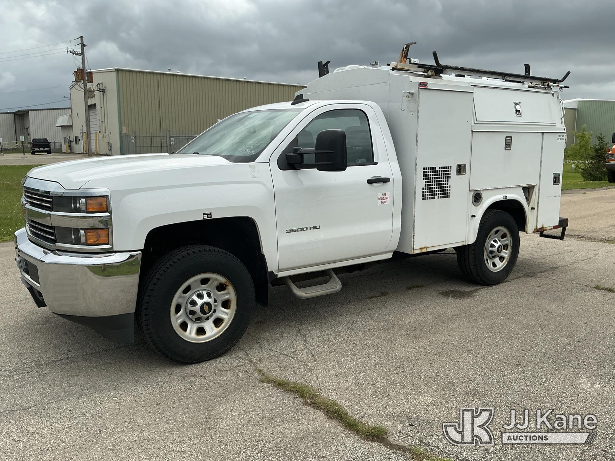 2015 CHEVROLET Silverado 3500HD in Neenah, WI