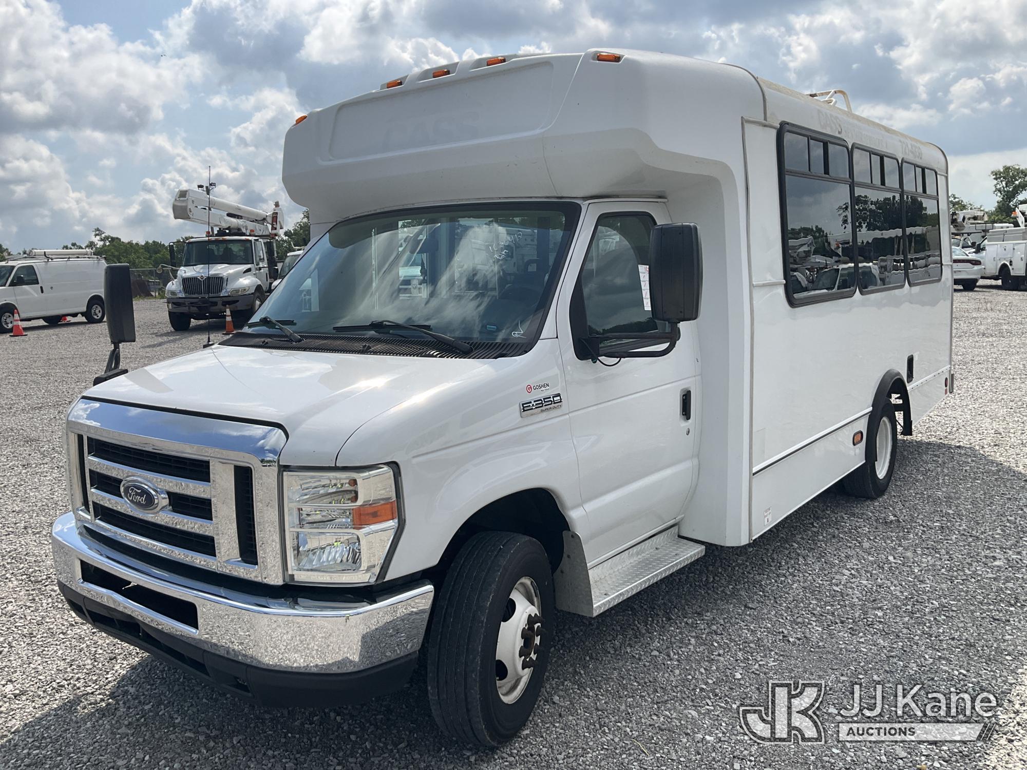 2017 FORD ECONOLINE in Verona, KY