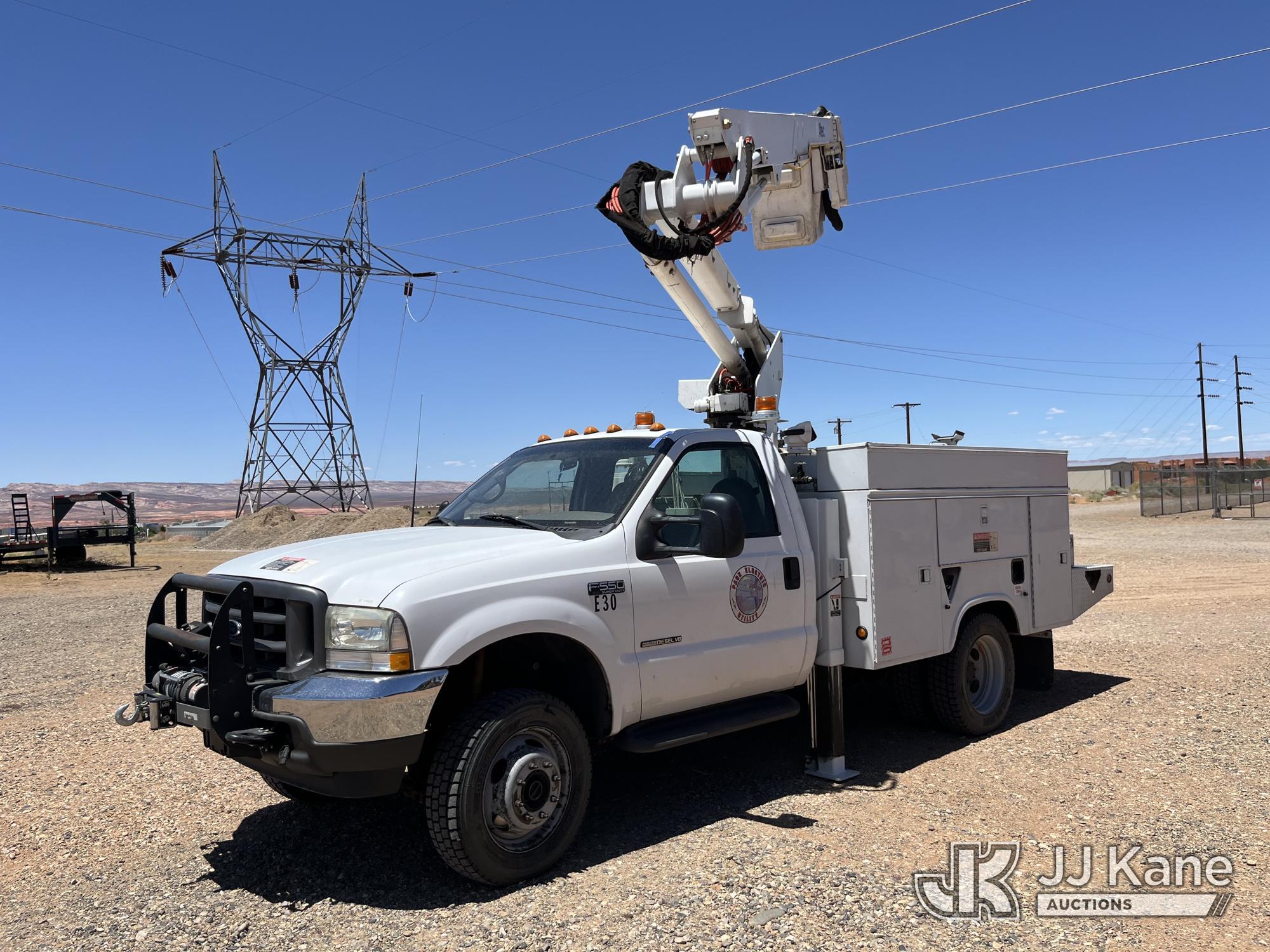 2002 FORD F550 in Page, AZ