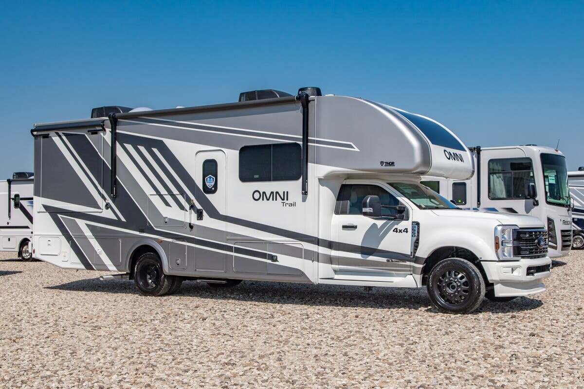 New 2026 Thor Motor Coach Omni Trail X32 XG32 For Sale in Alvarado