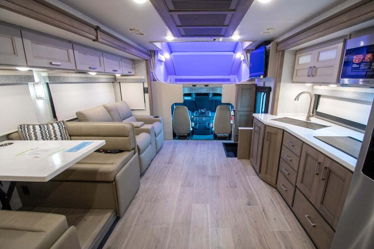 2026 Thor Motor Coach Pasadena SV 38XL in alvarado TX