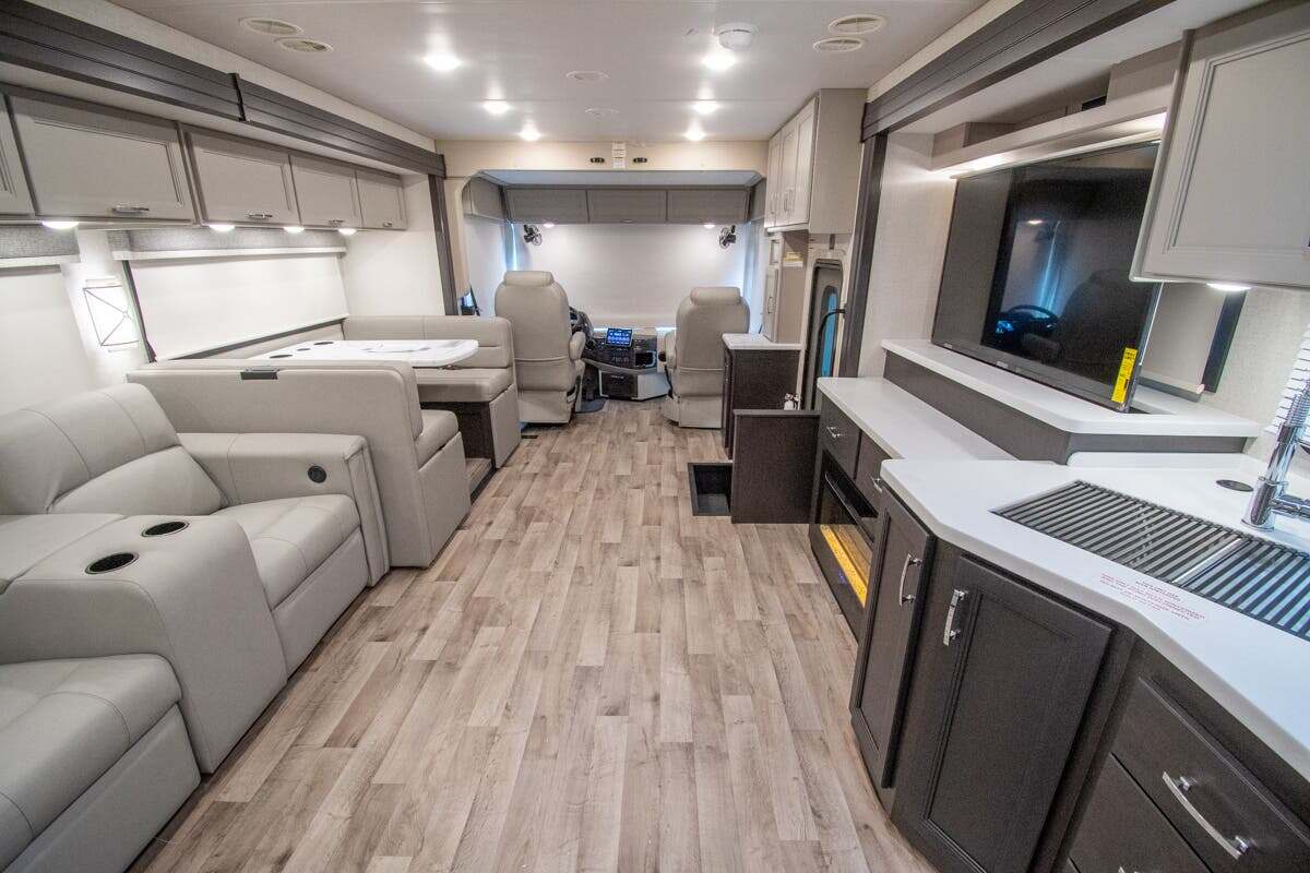2026 Thor Motor Coach Palazzo GT 37.5 in alvarado TX