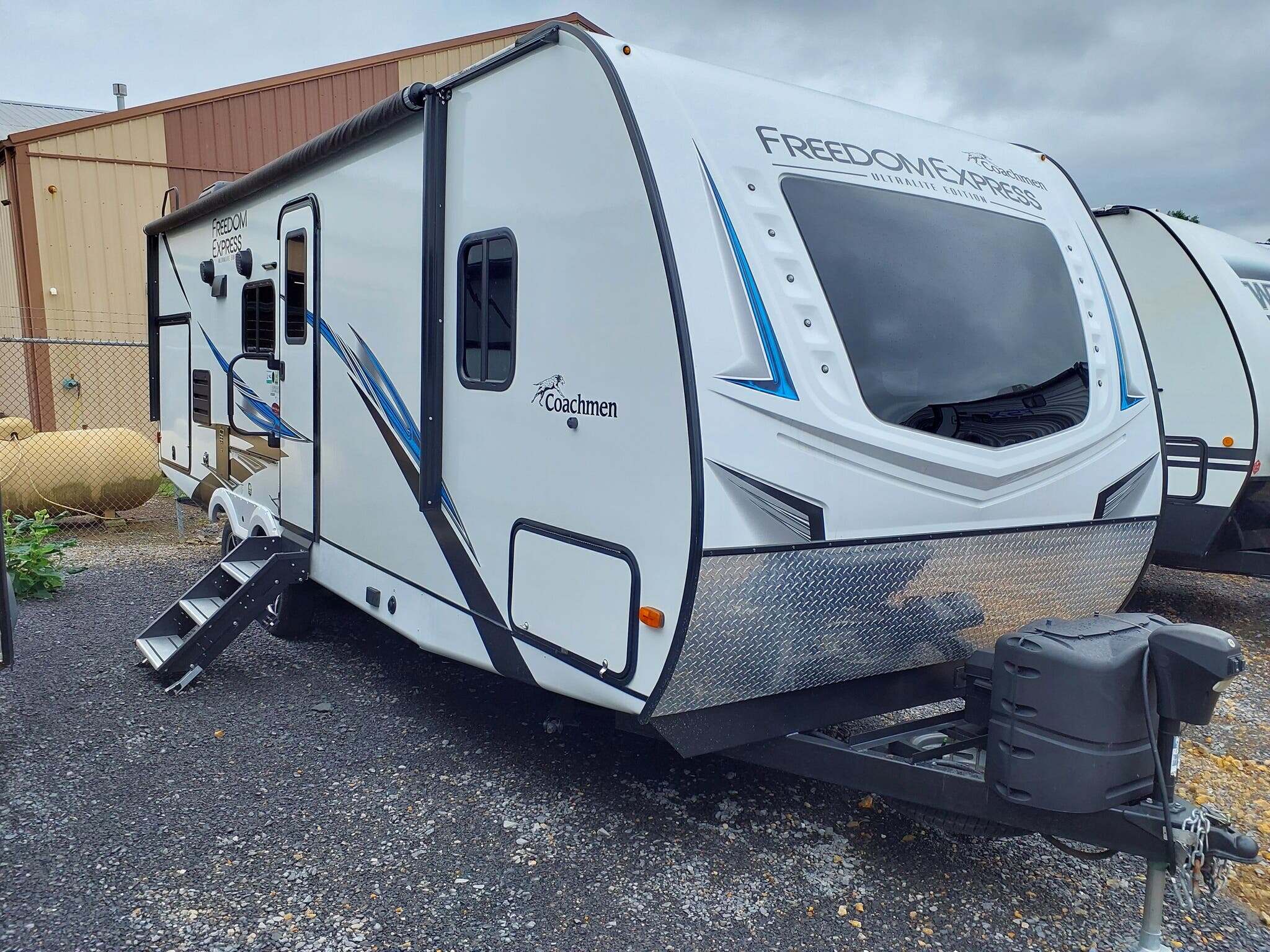 2021 Coachmen Freedom Express Ultra Lite 252 RBS in mifflintown PA