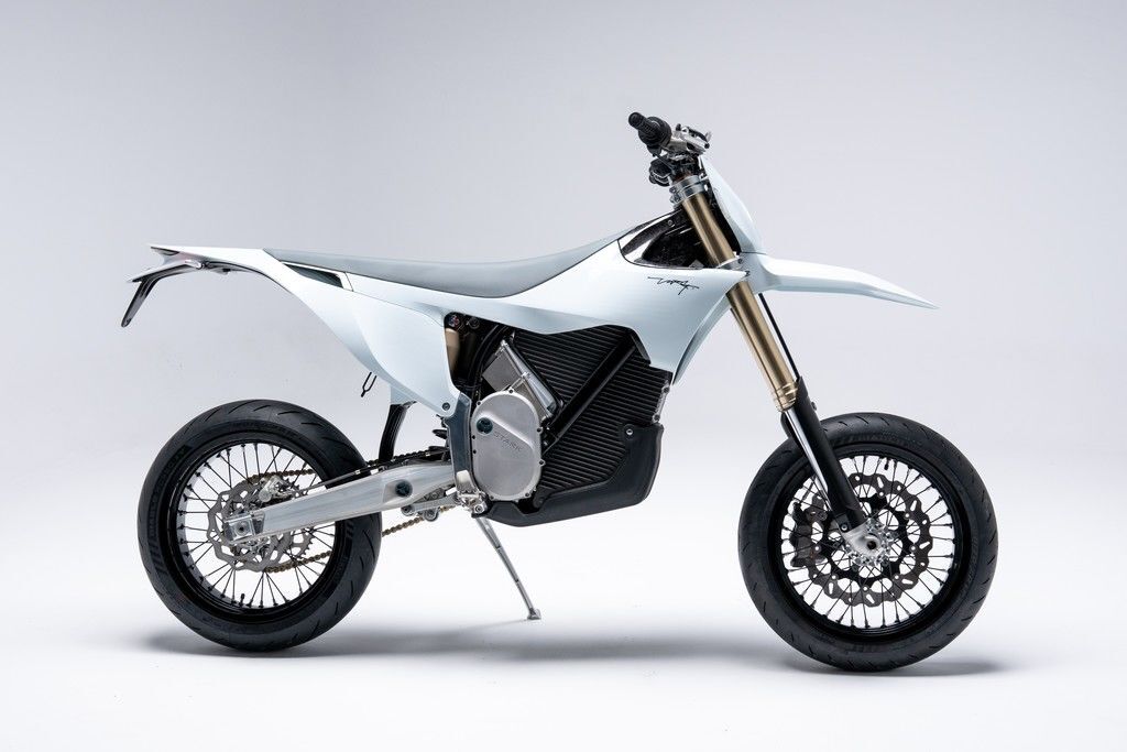 2026 Stark VARG SM 80 hp Medium 165-200lbs (Motocross) 80 HP in Medina, OH
