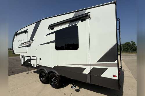 2026 Forest River ROCKWOOD SIGNATURE 281RK in wayland MI
