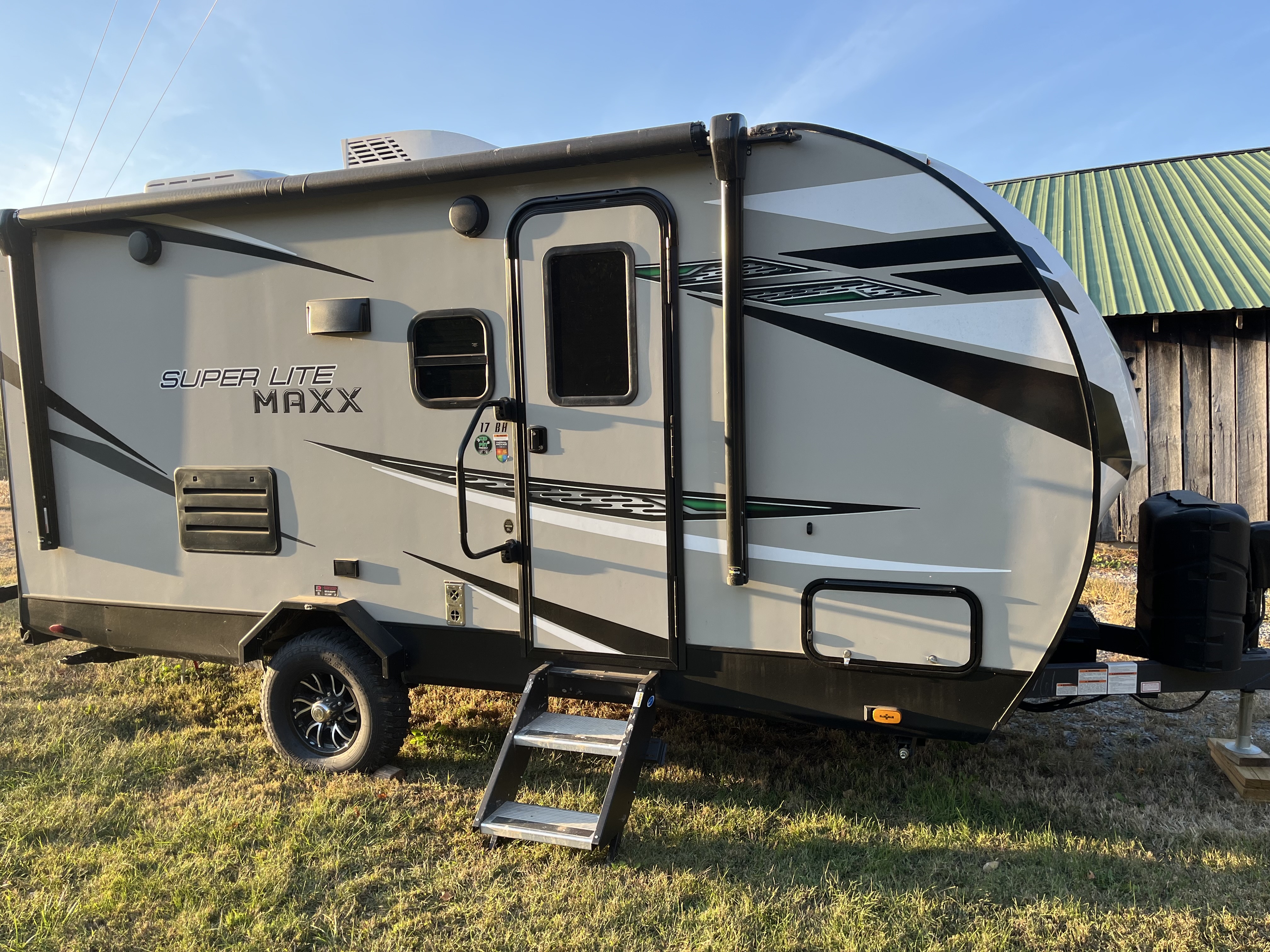 2022 Starcraft SUPER LITE MAXX 17BH in marion KY