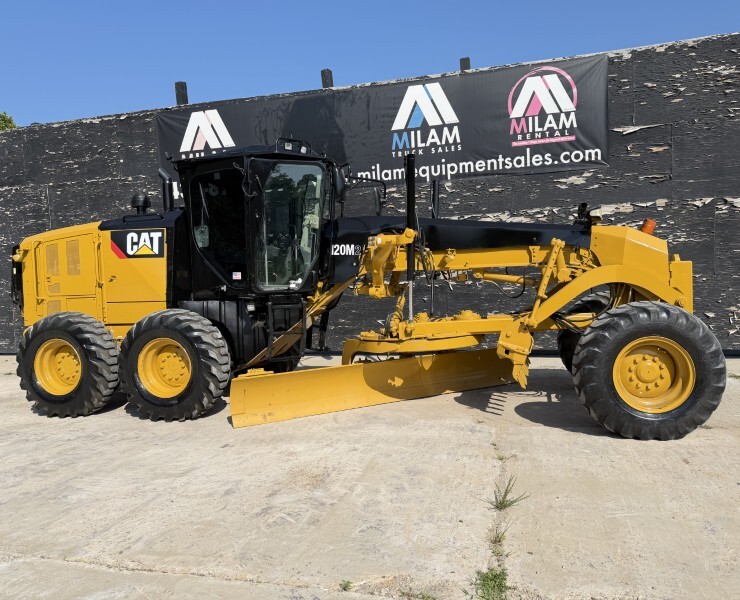 2013 CATERPILLAR 120M in Sutherlin, VA