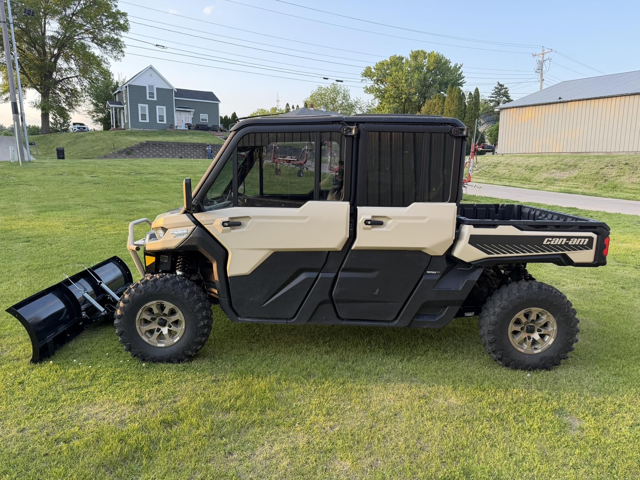 2025 Can-Am DEFENDER LIMITED CAB HD10 UTV/Utility ATV