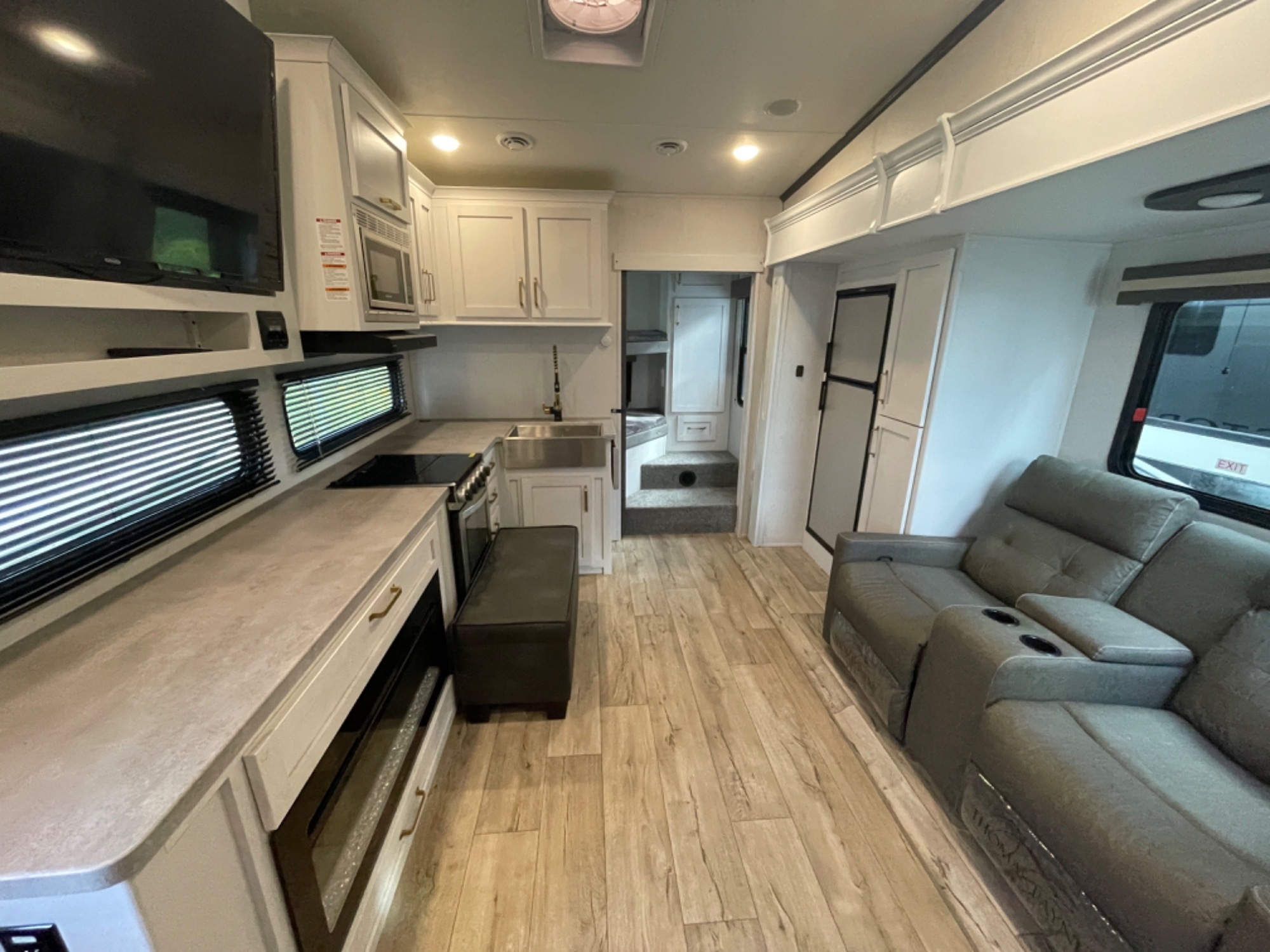 2023 Dutchmen ASTORIA 2943BHF in syracuse NY