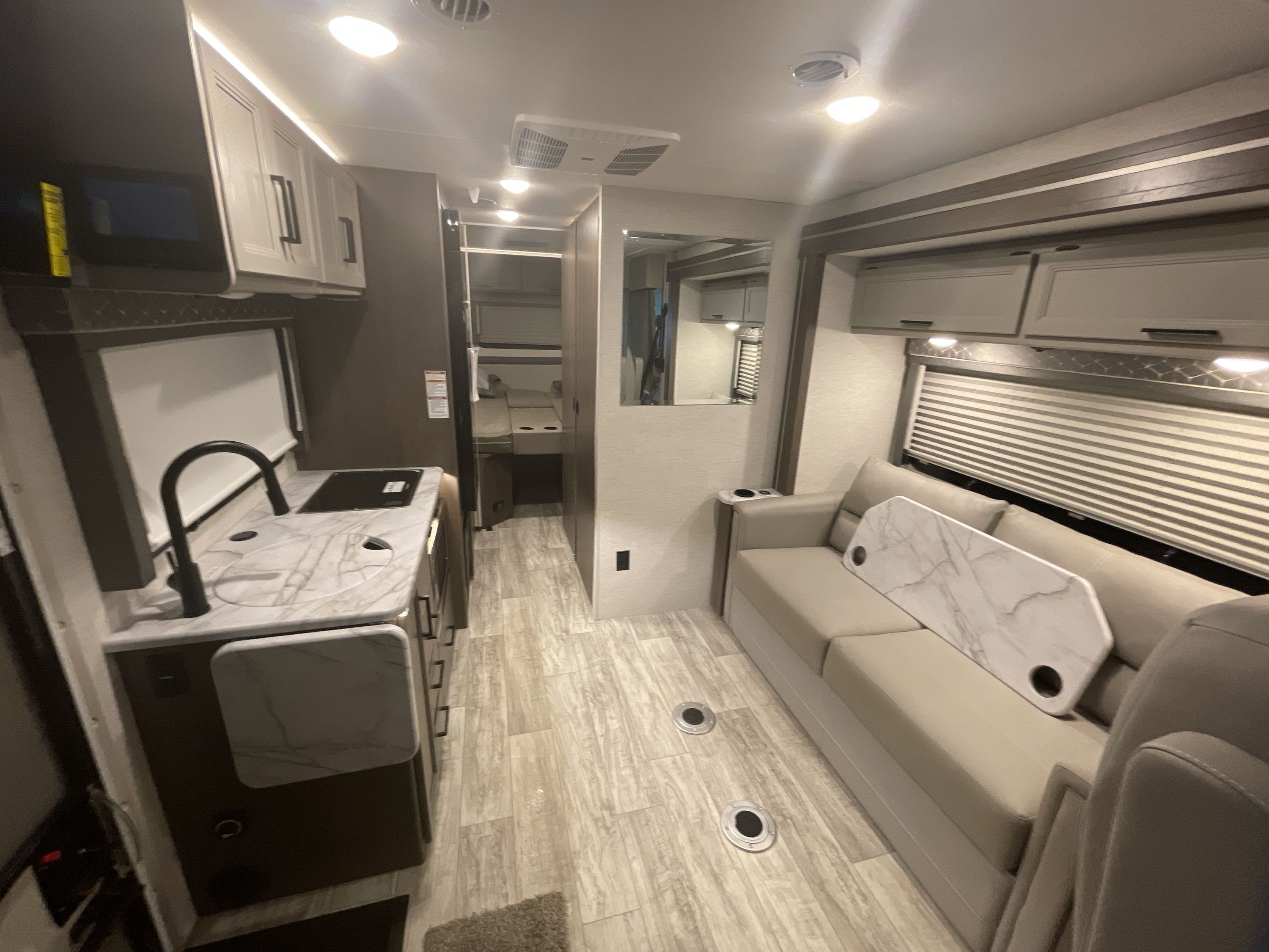 2025 Thor FREEDOM TRAVELER A24 in little falls MN