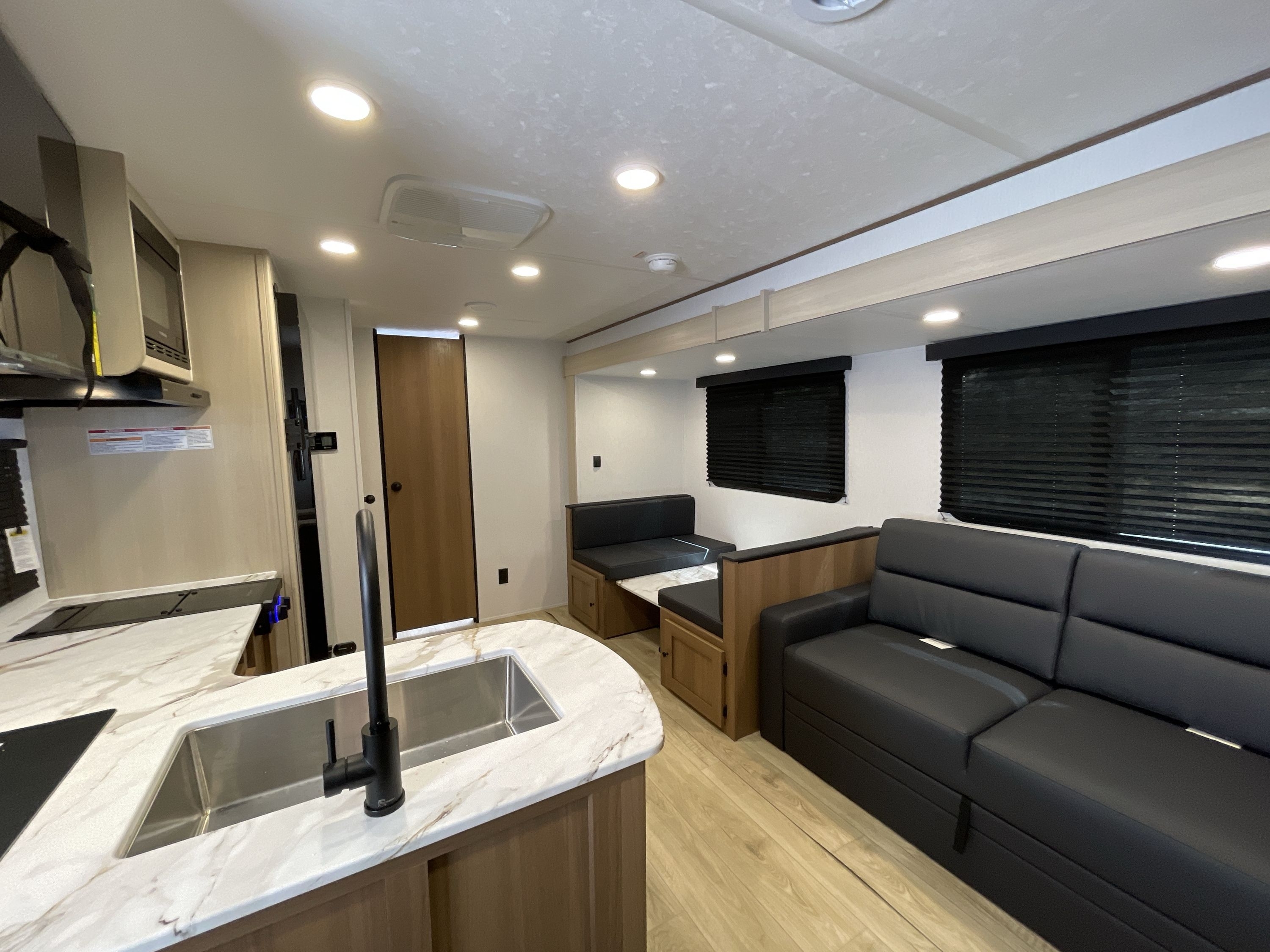 2026 Coachmen APEX X 24RBX in bend OR