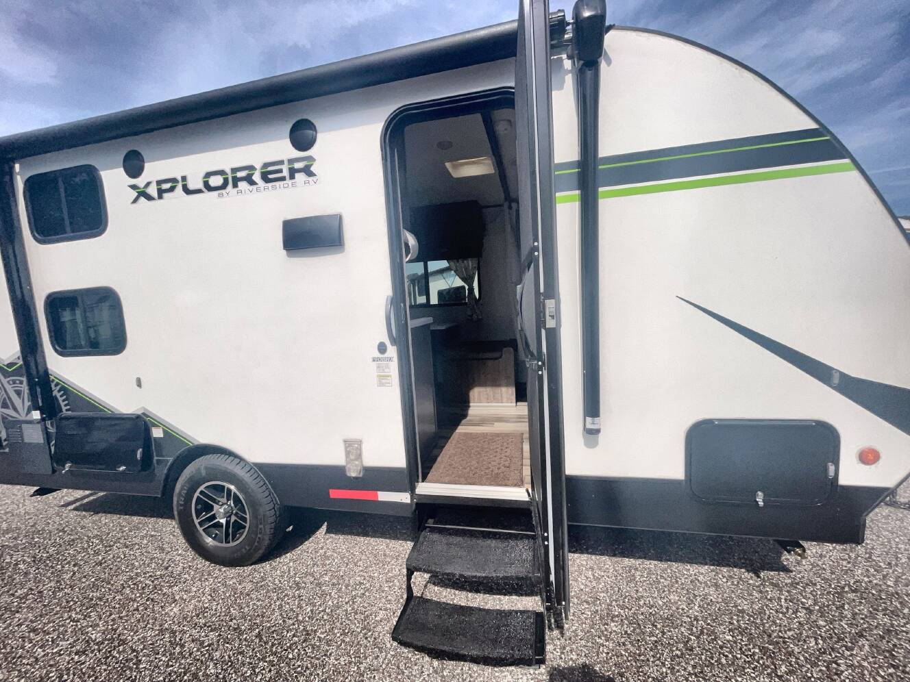 A photo of this 2023 Riverside Rv XPLORER 190BHX
